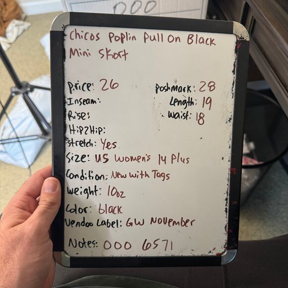 Chicos Poplin Pull On Black Mini Skort US Women's 14 Plus - Picture 6 of 6